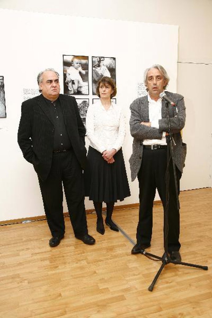 Una exposición sobre el Che Guevara muestra su lado más humano a través de 80 fotografías