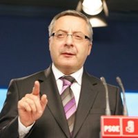 José Blanco acusa a Rajoy de "agitar" a los suyos con el vídeo de la bandera para que "haya lío" en la "fiesta de todos"