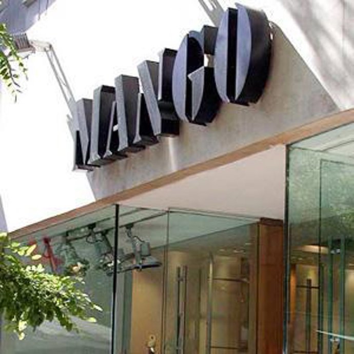Representantes de Armani, Mango o Ruiz de la Prada participan la semana que viene en un congreso sobre moda en Pamplona