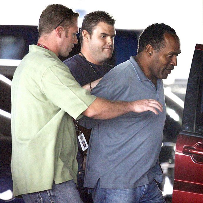Un testigo asegura que O.J. Simpson sabía que sus compañeros llevaban armas  