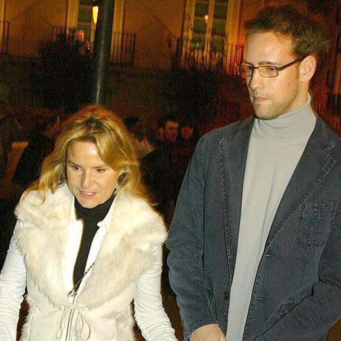 Eugenia Martínez de Irujo y Gonzalo Miró cenan juntos en Madrid cuando se especula sobre su reconciliación