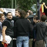 Varios miles de antisistemas se concentran en la Puerta del Sol de Madrid en recuerdo de Carlos Palomino