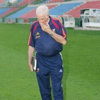Luis Aragonés: "Estoy contento, sobre todo por los jugadores, que lo han pasado mal conmigo"
