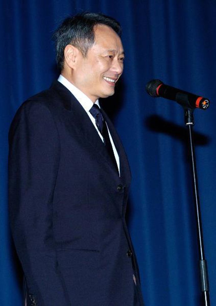 Ang Lee hace "una película de guerra sin mostrar la guerra" en 'Deseo, peligro', ambientada en la China de los años 40