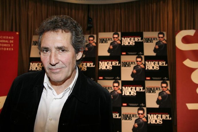 Miguel Ríos celebra sus 45 años de carrera con un álbum que recoge sus mejores canciones y un DVD con su trayectoria