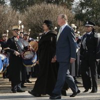 El Rey recibe a Gadafi en el Palacio de El Pardo