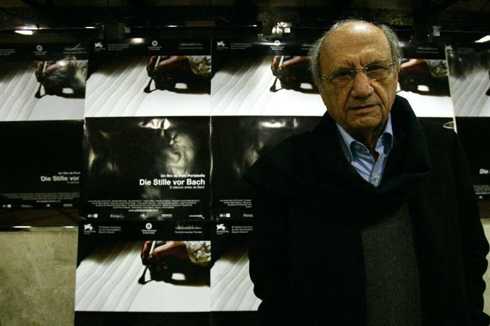 Pere Portabella apuesta por "dar la espalda a los modelos de referencia" y por hacer películas "sin final ni causa-efecto