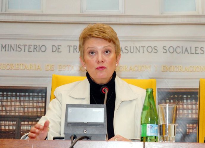 Camacho alerta sobre los grupos de extrema derecha que "hacen estallar conflictos" basados en "premisas racistas"