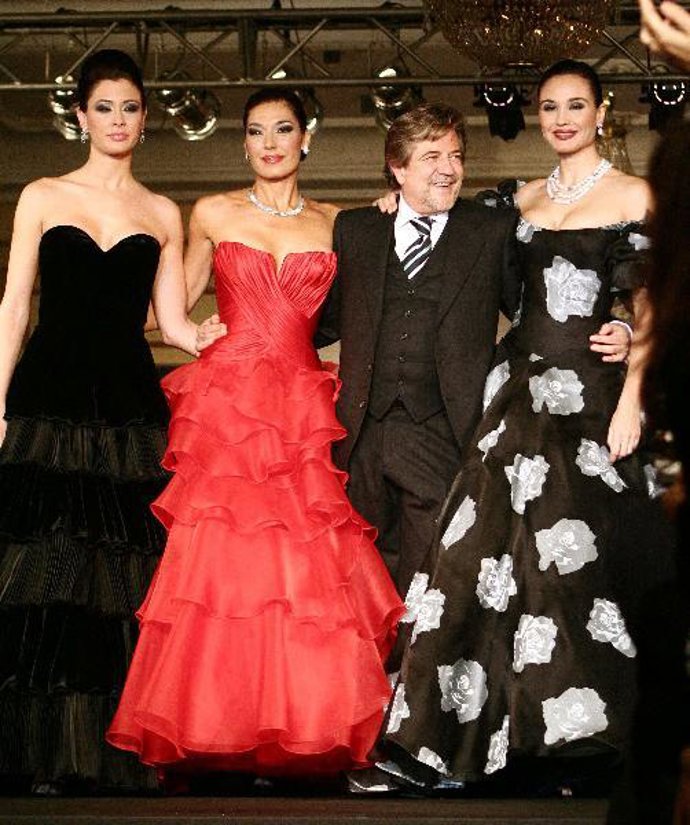 Elisabeth Reyes, Raquel Revuelta, Petro Valverde y Juncal Rivero.
