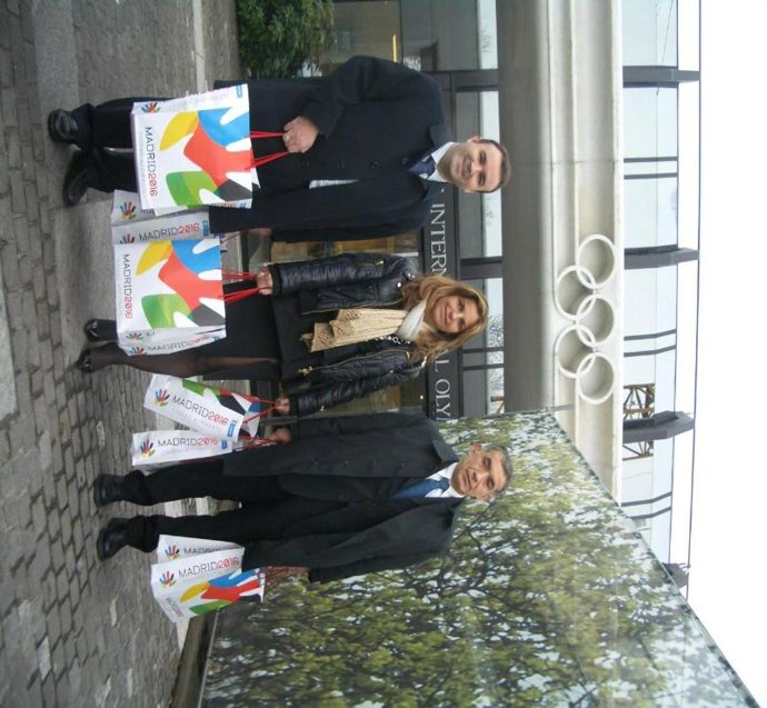 Madrid'16 entrega el cuestionario en el COI