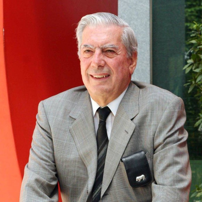 Mario Vargas Llosa está muy bien de salud, según su esposa
