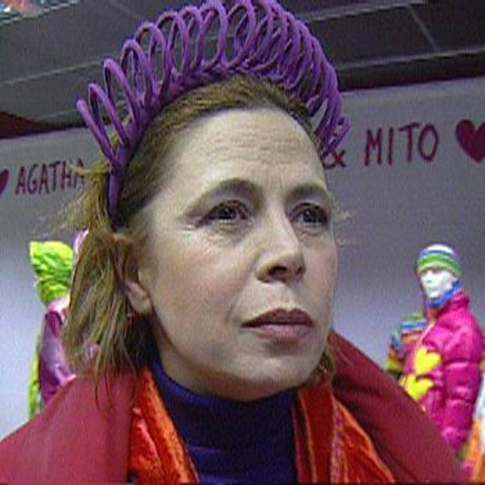 Alaska, Agatha Ruiz de la Prada y Rafael Medina, miembros del jurado del concurso Micra T-Contest Design 