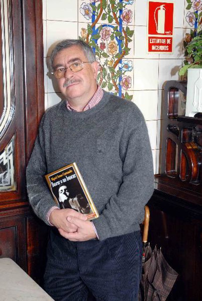 El autor, en la presentación del libro