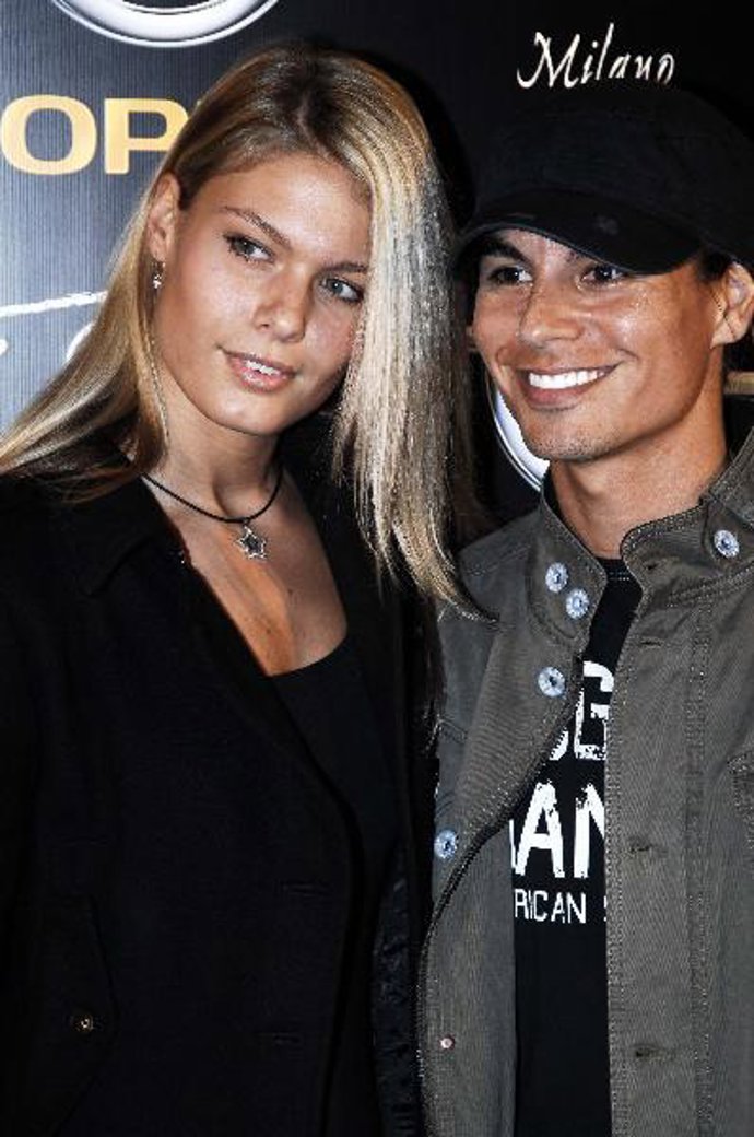Julio Iglesias Jr y su novia.