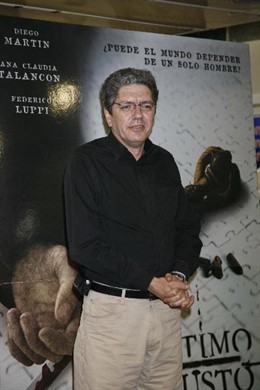 Antonio Dechent.