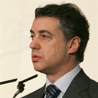 PNV pide a Zapatero que acabe con el bloqueo y acuerde un nuevo marco jurídico para futuras generaciones