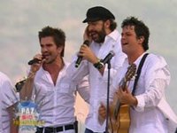Más de 200.000 personas asisten al concierto pacifista 'Paz sin Fronteras' en la frontera de Colombia y Venezuela