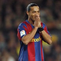 Ronaldinho, de nuevo fuera de la convocatoria del Barcelona para el choque frente al Valladolid