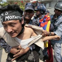 Al menos 250 detenidos durante una manifestación de exiliados tibetanos en Nepal
