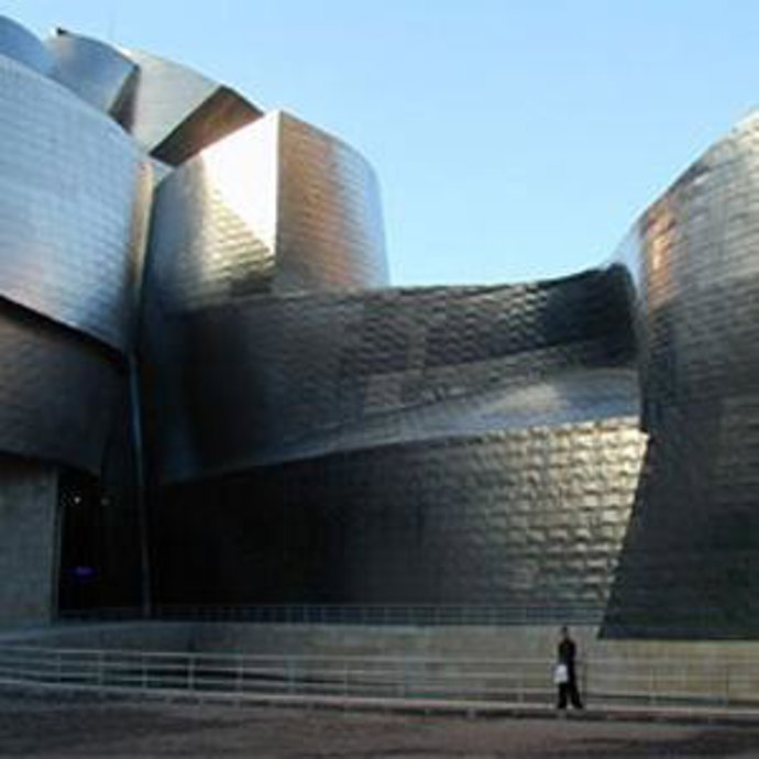 El Museo Guggenheim de Bilbao despide a su director financiero por "irregularidades"