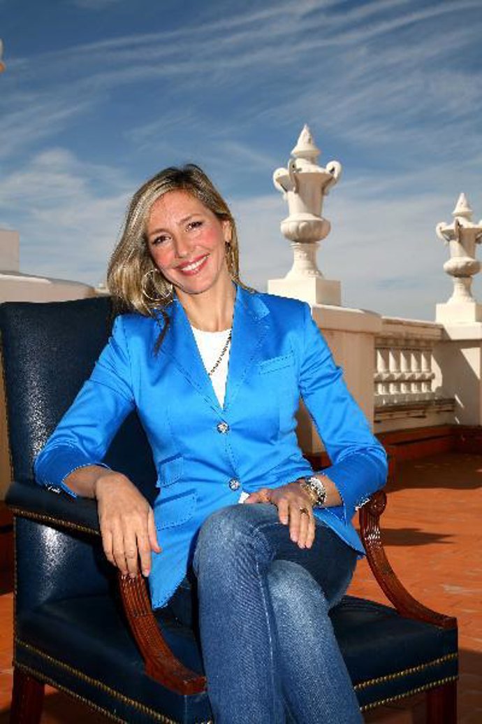 Marta Robles.