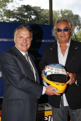 Flavio Briatore junto al presidente de la Mutua Madrileña, Ignacio Garralda.