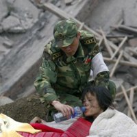 El balance del terremoto aumenta a 34.073 muertos y 245.108 heridos