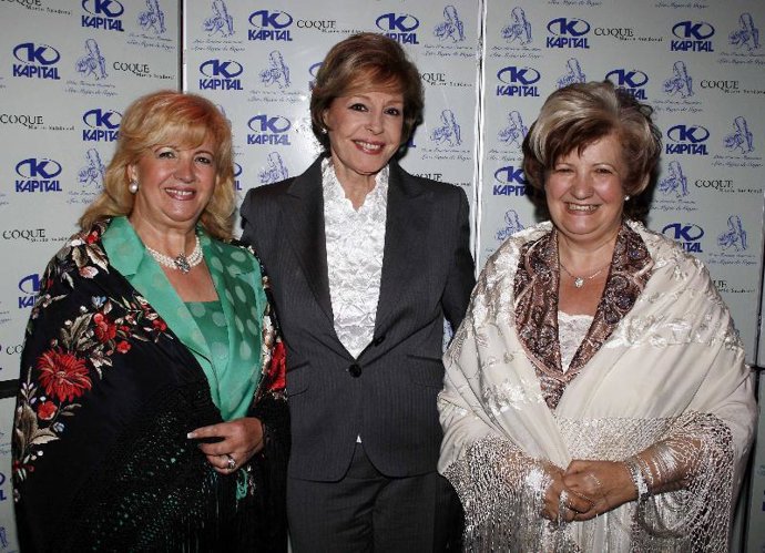Laura Valenzuela en la cena.