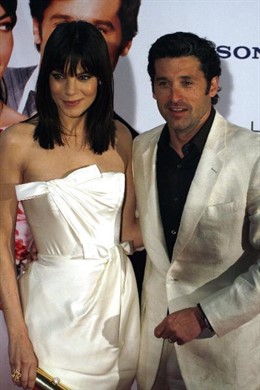 Los protagonitas de "La boda de mi novia" en el estreno del filme.