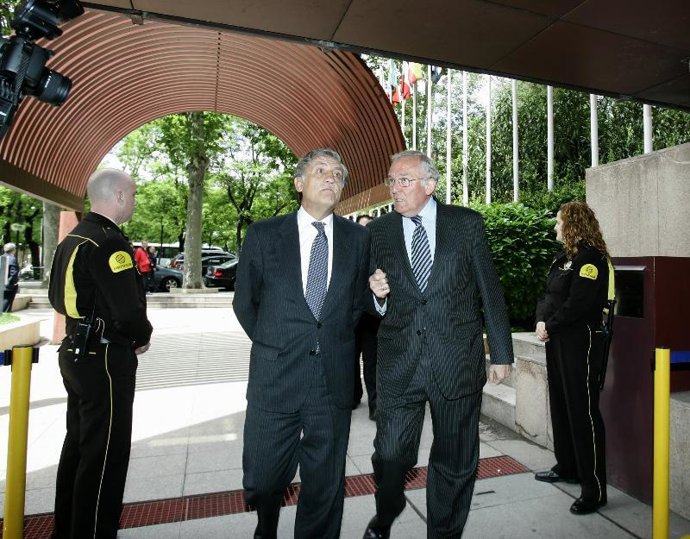 Encuentro de López Garrido con motivo del Día de Europa
