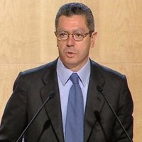 Gallardón no asistirá esta noche a la cena con Aguirre y Rajoy