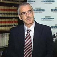 Fenadismer mantiene el paro al no sumarse a un preacuerdo entre cargadores y el resto del sector