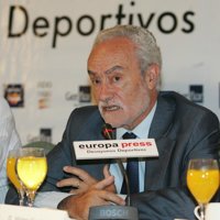 Víctor Cordero: "La UCI es la que siempre veta"