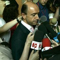 Lamela cree "absurdo" relacionar su apoyo a Rajoy con su salida del Gobierno de Aguirre