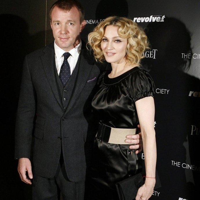 Guy Ritchie organiza una fiesta para celebrar el cumpleaños de Madonna