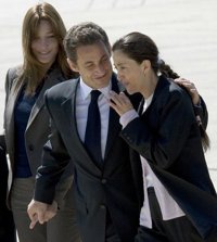 Ingrid Betancourt: "Me habéis salvado la vida. Francia es mi casa, vosotros sois mi familia"