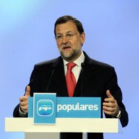 Rajoy dice que el congreso del PSOE sólo ha aportado "radicalización" y ha "ignorado" los problemas de los españoles