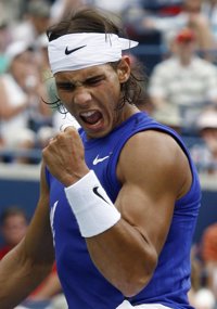 Nadal se exhibe ante Lapentti