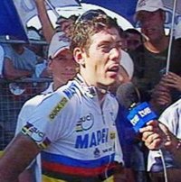 Óscar Freire: "No tenía más opción que retirarme, en la primera subida ya iba mal"