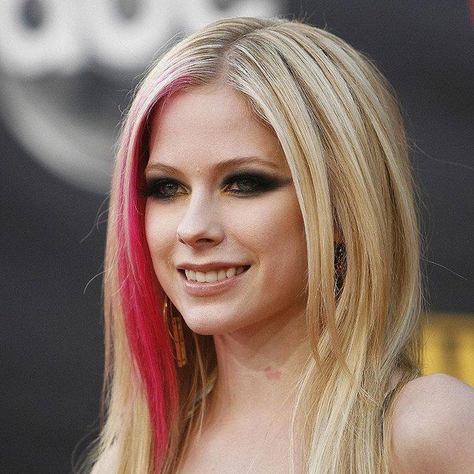 Avril Lavigne no es apta para menores, según un partido integrista de Malasia
