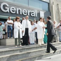 Zapatero dice que el Gobierno desea que el resultado de esa investigación se conozca cuanto antes