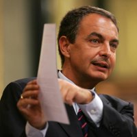 Zapatero reprocha al resto de partidos su "falta de rigor" en el análisis sobre las causas de la crisis