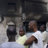Colectivos de negros y gitanos atribuyen los hechos en Roquetas (Almería) al "racismo institucional"