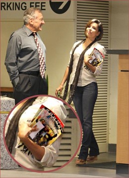 Eva Longoria saliendo de las oficinas de Marvel