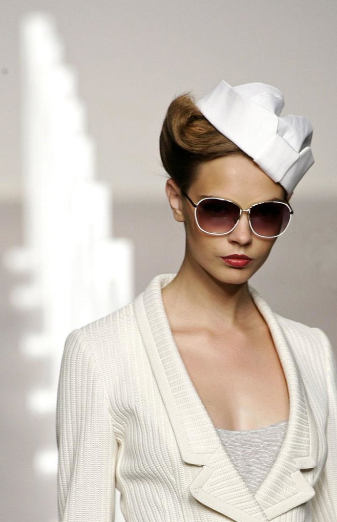Kina Fernández apuesta por el estilo 'sailor chic' para la próxima temporada