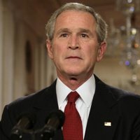 Bush confiesa que EEUU está sumergido en una grave crisis