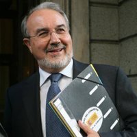 Solbes espera acuerdo de la UE hoy para elevar la garantía de depósitos hasta más de 40.000 euros