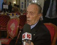 Fraga ve "un disparate" la decisión de Garzón y recuerda que "ya hubo leyes de amnistía" 