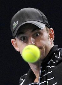 Andy Roddick sella su billete para la Copa Masters al vencer a Gilles Simon