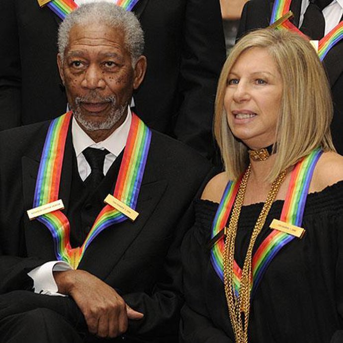 Reconocen a Barbra Streisand y Morgan Freeman por sus trayectorias